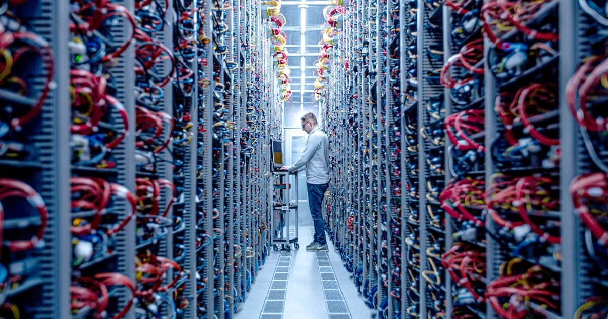 Modern server infrastructure